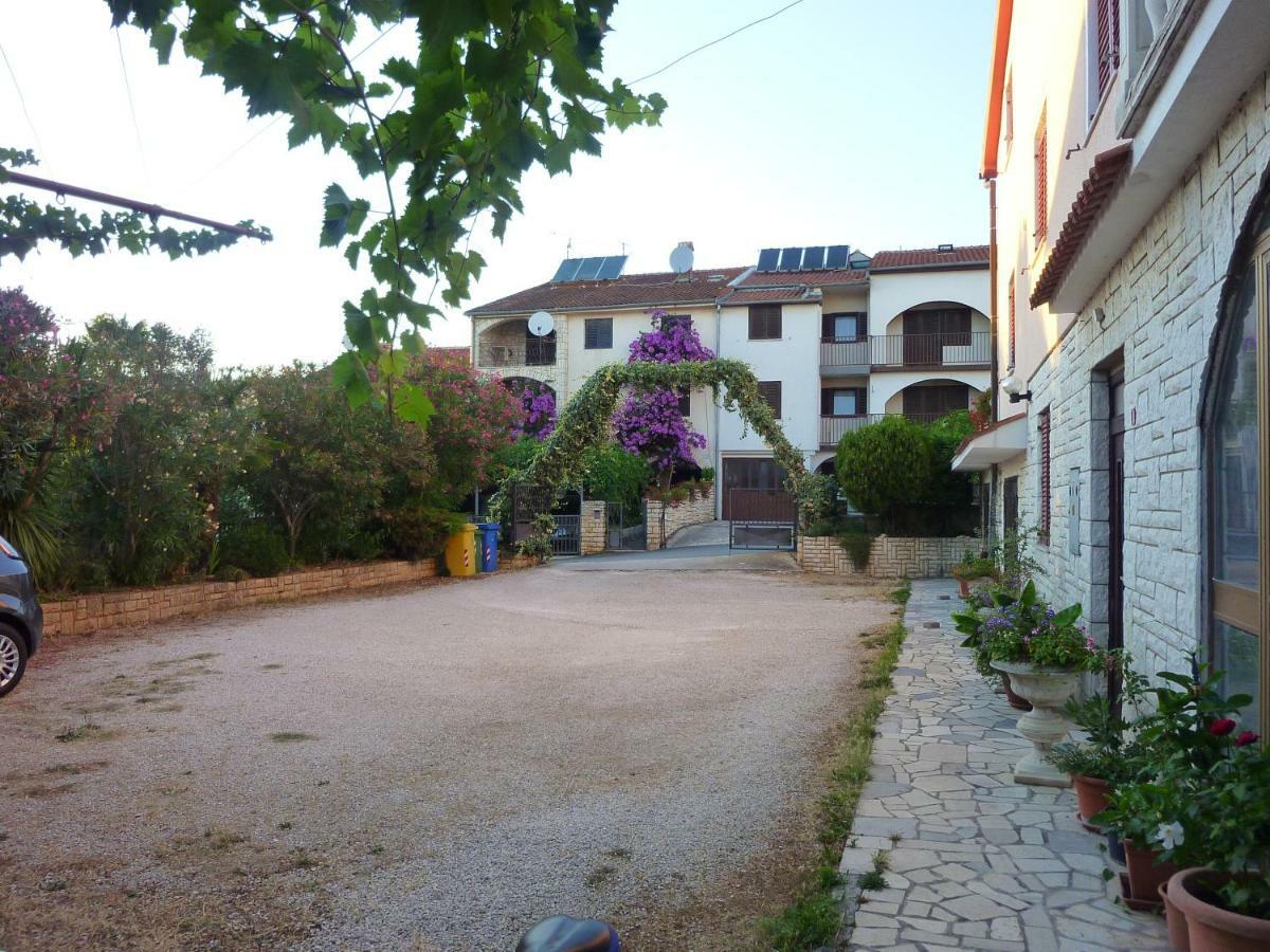 Studio Apartment Ozi Rovinj Eksteriør billede